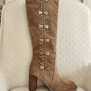 Sam Edelman size 9 taupe suede tall OMA never worn